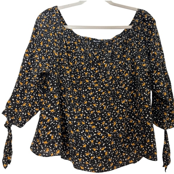 MADEWELL silk top, off shoulder, d Medium, 3/4 sleeve with ties, black with gold - Picture 1 of 7